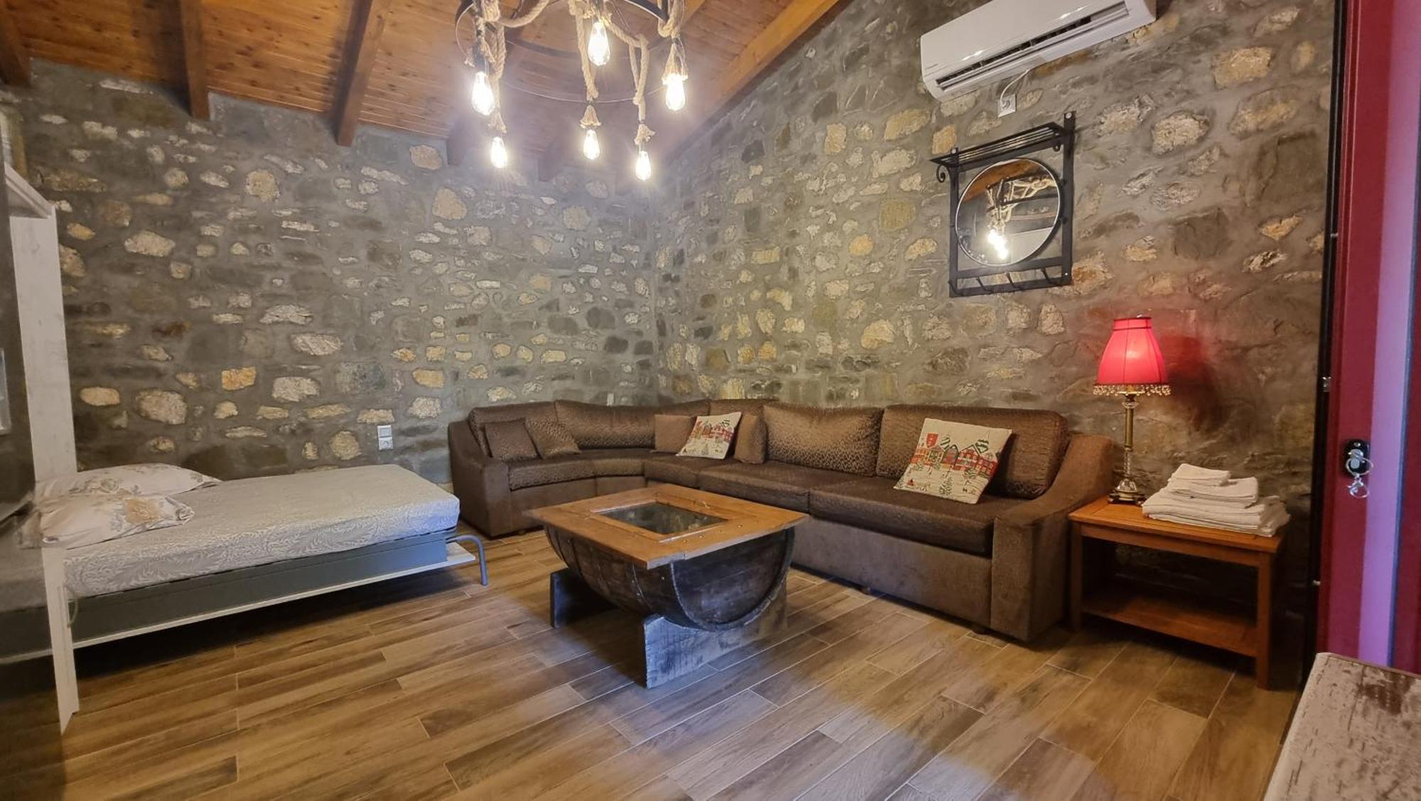 House With Big Garden And Barbeque In Nature Vourgareli Exterior foto